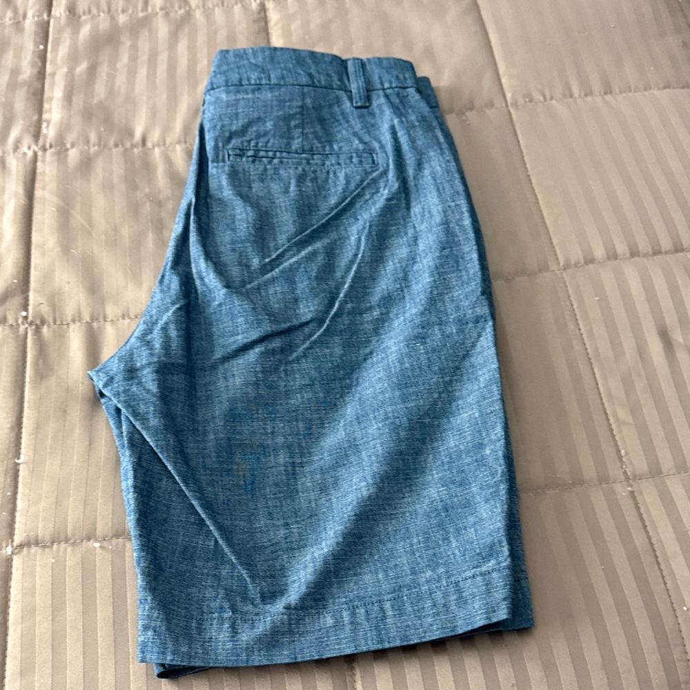 GAP Blue Women's Bermuda Shorts - Picture 6 of 7